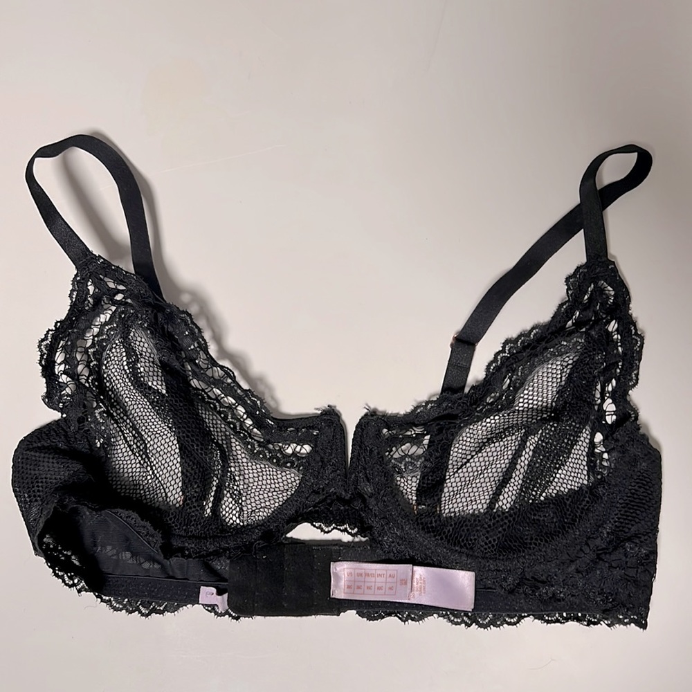 NWOT Savage x Fenty Lace Bra